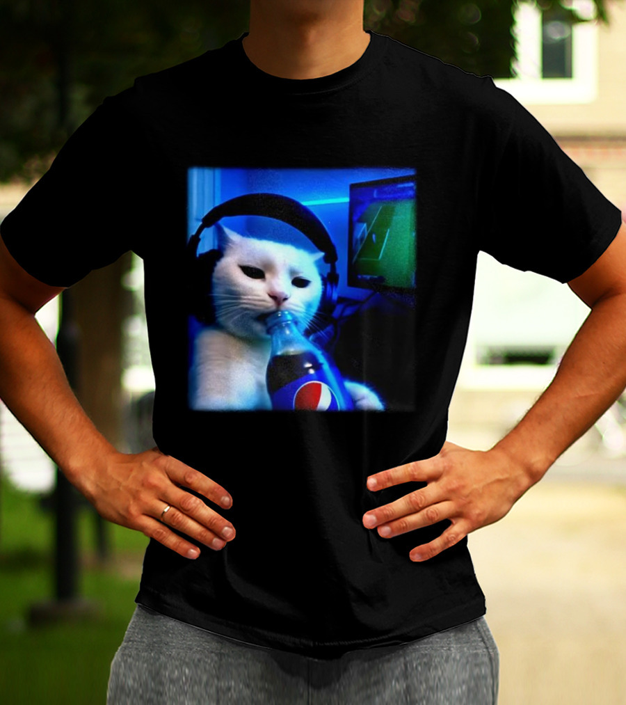 Cat Wearing Headphones Drinking Pepsi Gaming Meme T-Shirt