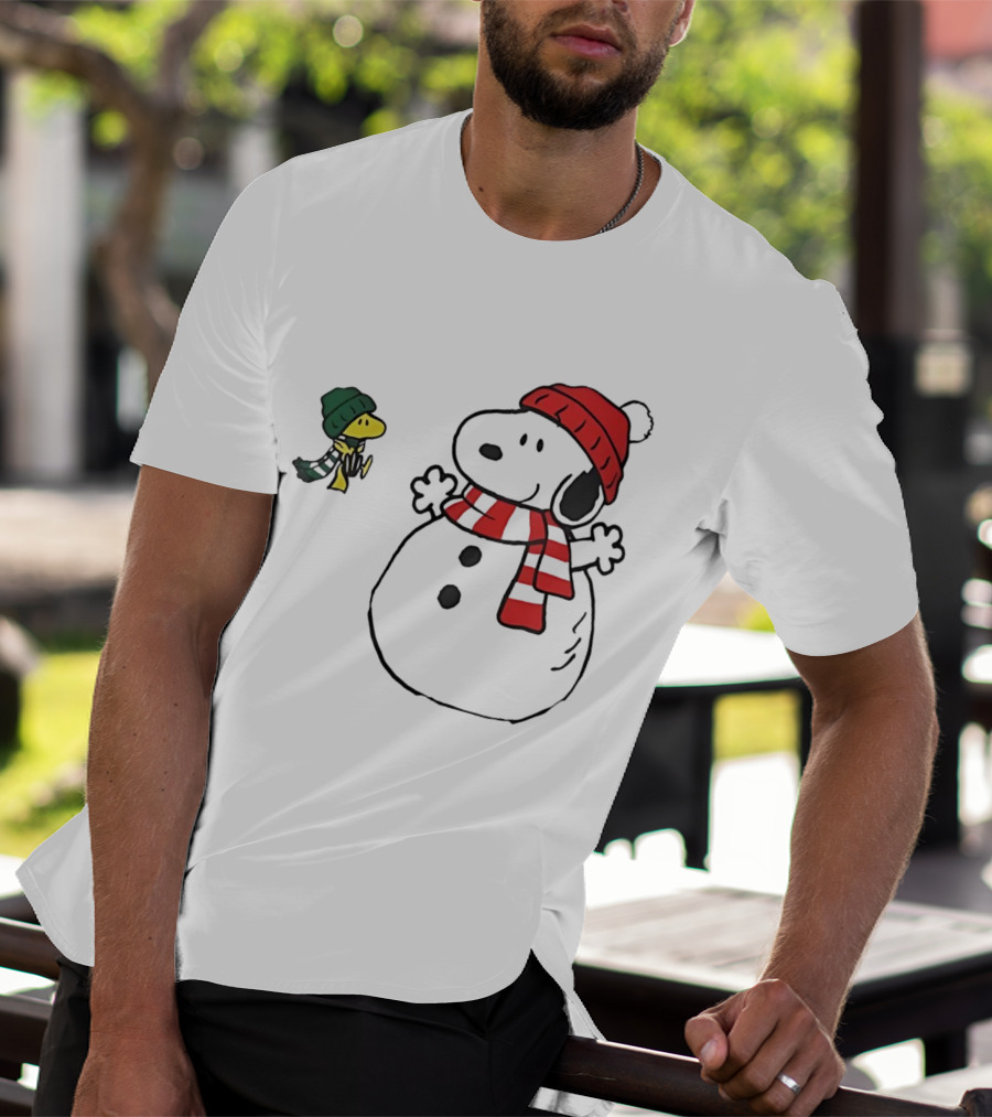 Snoopy And Woodstock Christmas Holiday Snowman Scene T-Shirt
