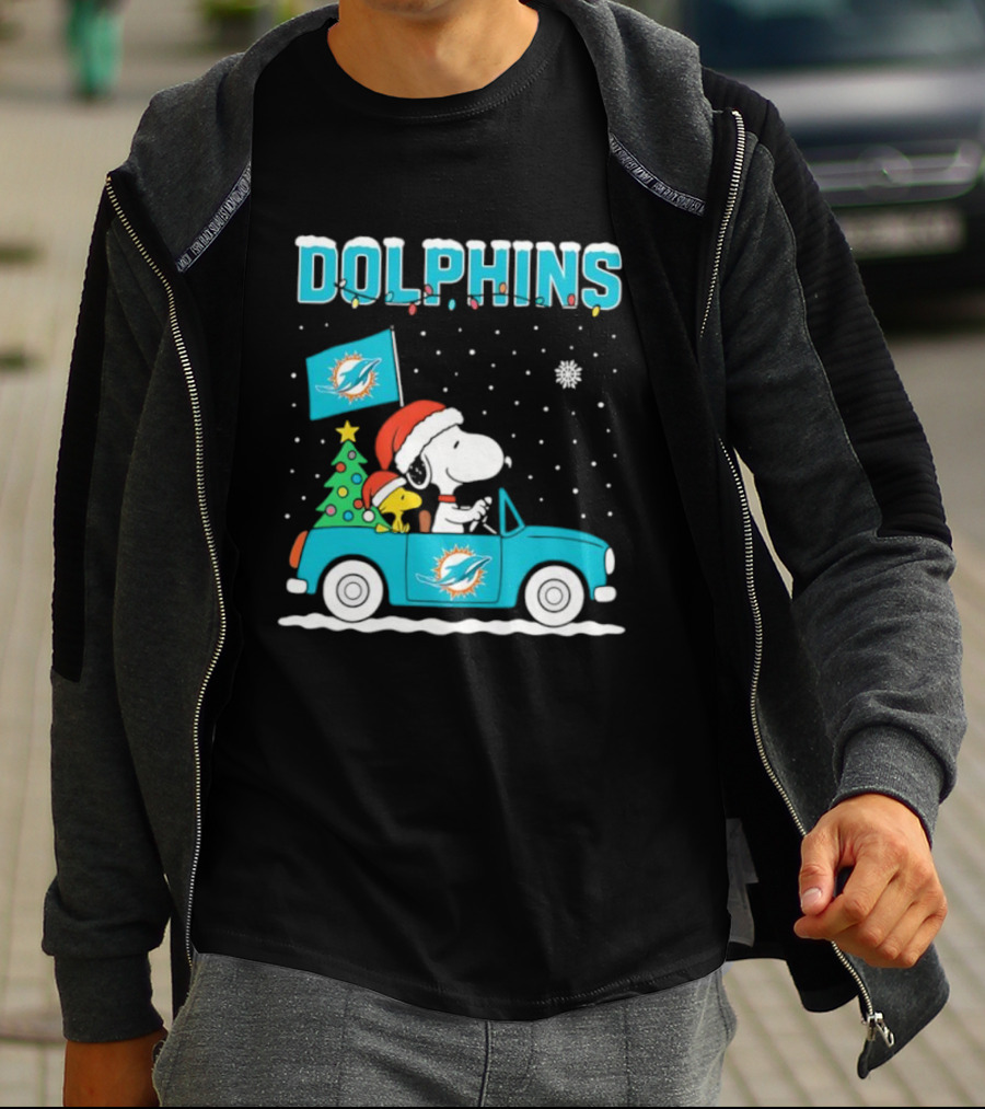 Snoopy WoodStock Santa Christmas Miami Dolphins Car Holiday Scene T-Shirt