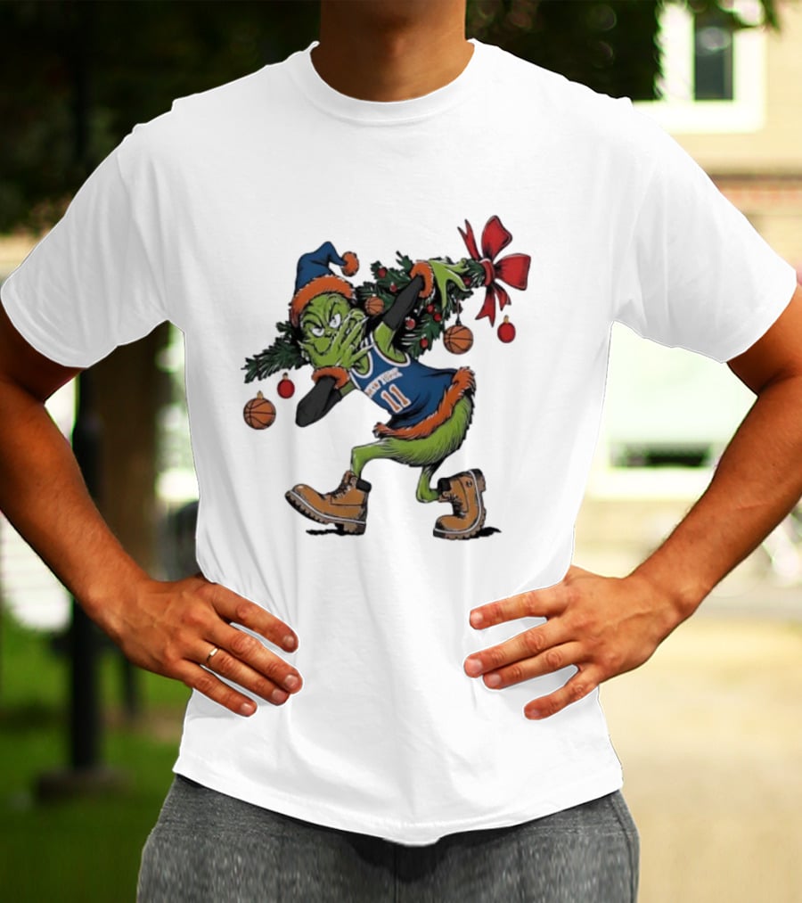 Grinch X Jalen Brunson 3 Point Celebration Christmas Knicks Basketball Holiday T-Shirt