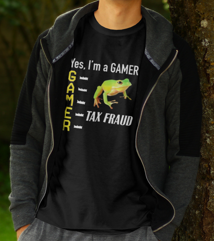 Yes I'm A Gamer Frog Tax Fraud Gamer T-Shirt
