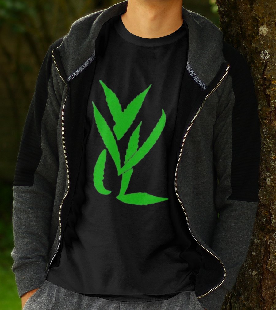Trimset Green Leaf Symbol On Black T-Shirt