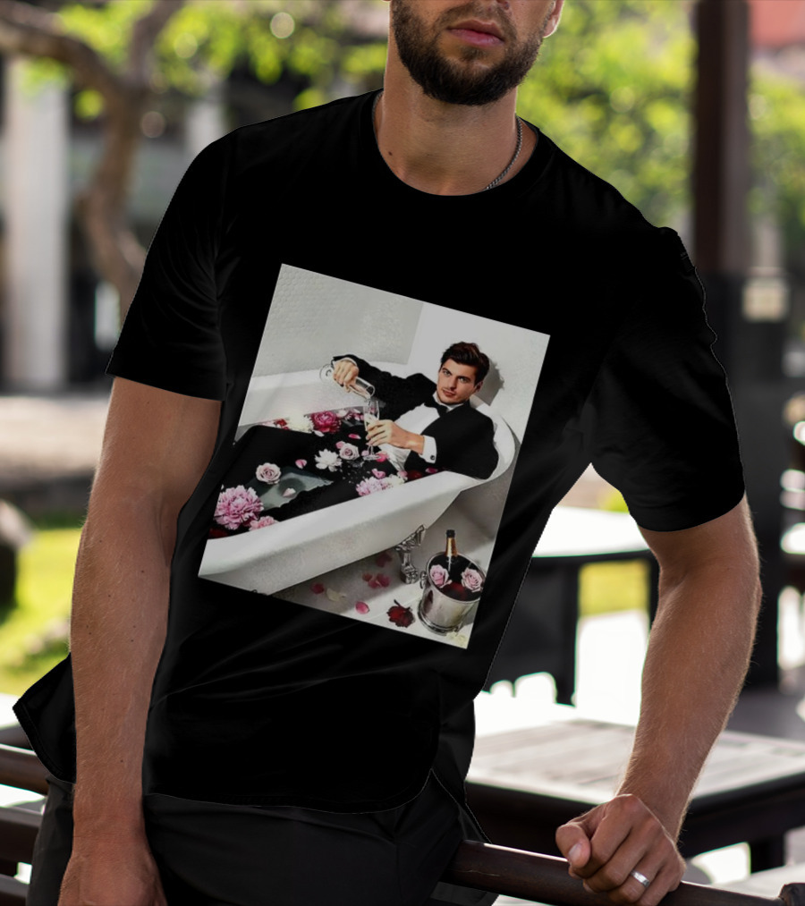 Max Verstappen Oracle Red Bull F1 Elegant Tuxedo Bathtub Roses T-Shirt