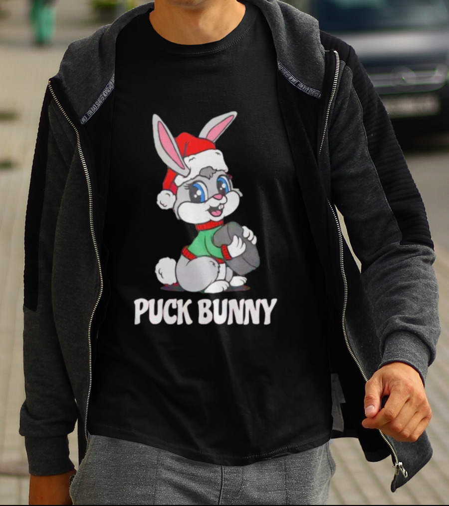 Puck Bunny Christmas Festive Holiday Hockey Rabbit In Santa Hat T-Shirt