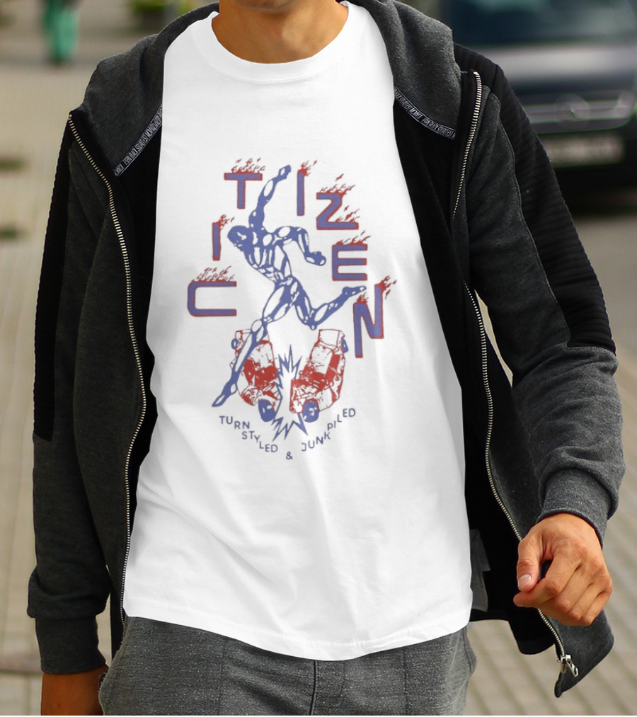Citizen Turn Styled And Junkpile Kicking Dynamic Blue Red Figures T-Shirt
