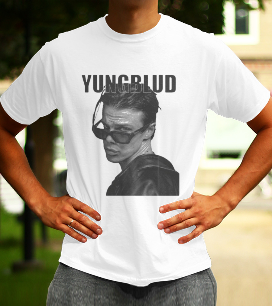 YUNGBLUD Sunglasses Cool Pose T-Shirt