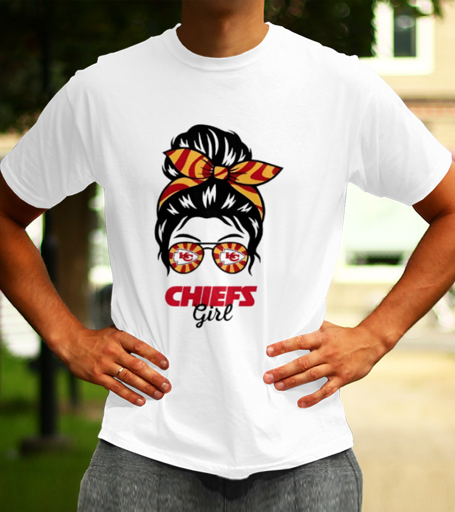 Kansas City Chiefs Girl Messy Bun With Striped Bow And Glasses T-Shirt