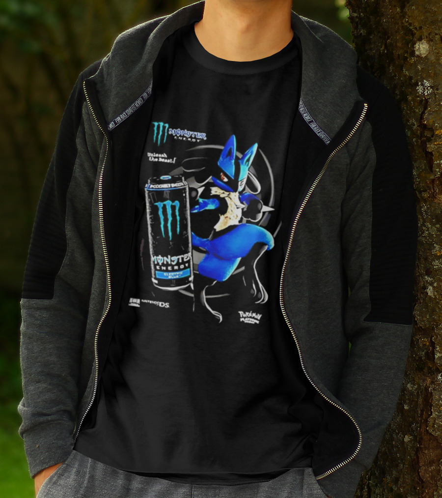 Pokémon Lucario Monster Energy Can Líquido Azulado Invigorante T-Shirt