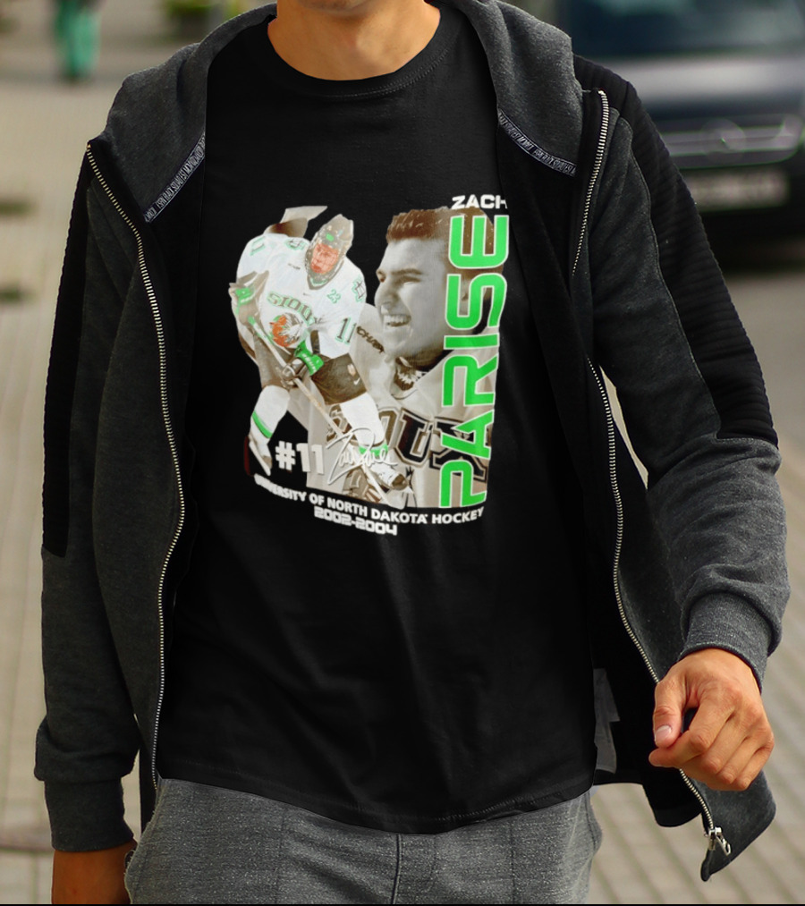 Zach Parise University Of North Dakota Hockey 2002 2004 Sioux #11 T-Shirt