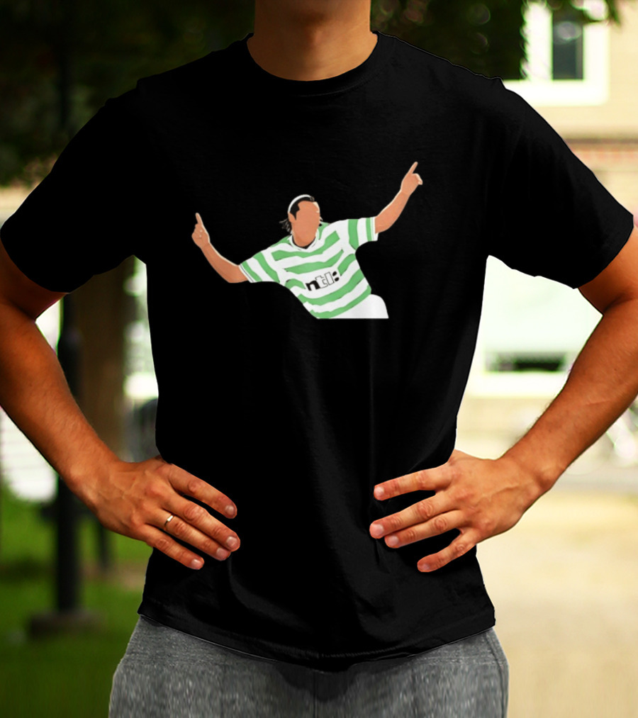 Henrik Larsson Celebrating In Celtic FC Hoops With Ntl Sponsorship T-Shirt