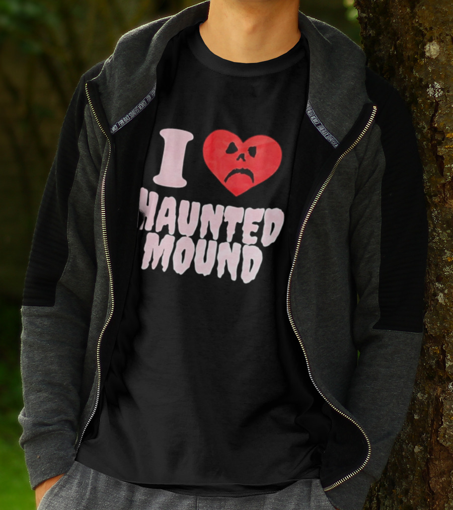 I Love Haunted Mound Heart Face T-Shirt