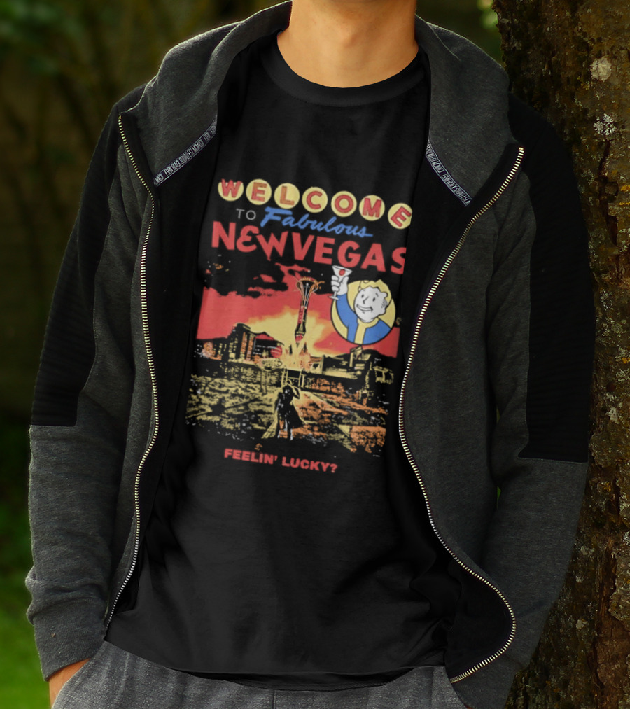 Welcome To Fabulous New Vegas Feeling Lucky Vintage Style Retro Gaming T-Shirt