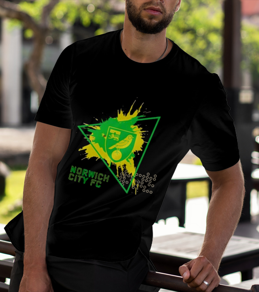 Norwich City FC Junior Crest Splash Triangle T-Shirt