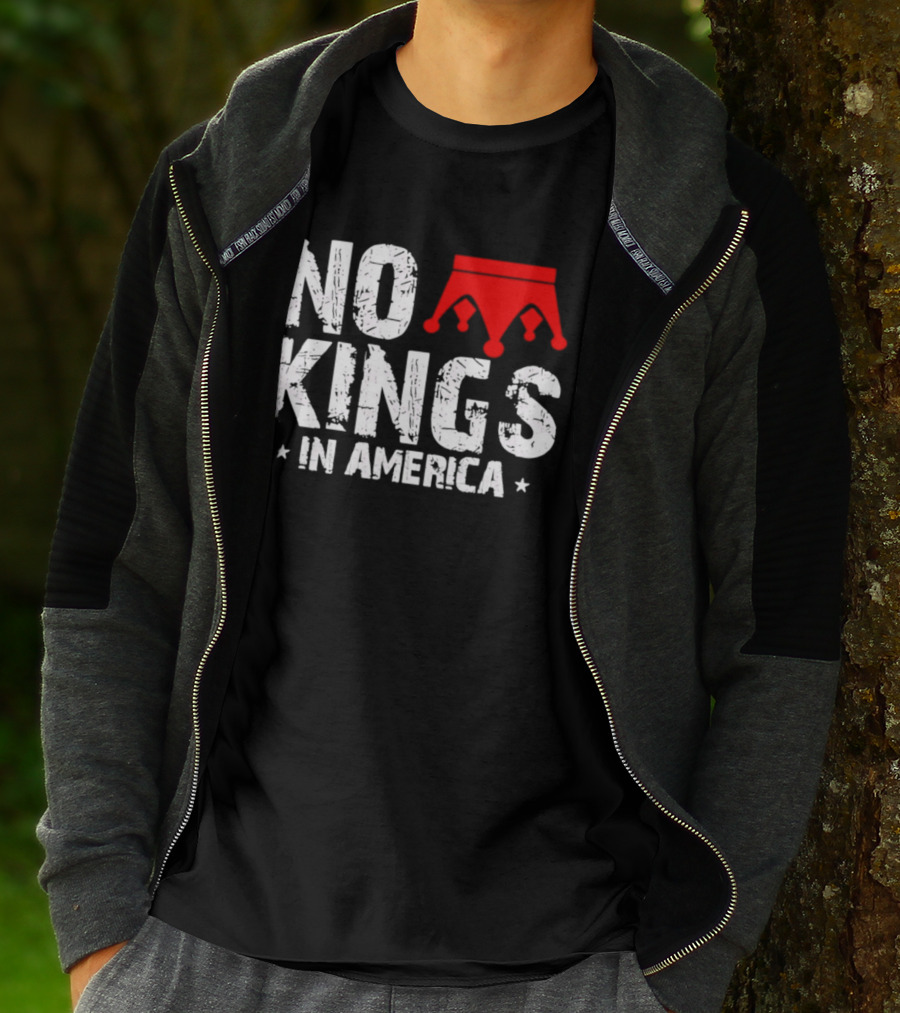 No Kings In America Red Crown T-Shirt