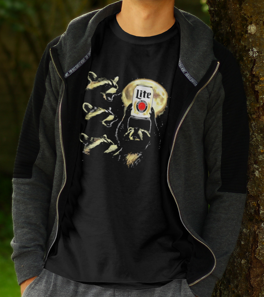 Four Raccoons Howling At Moon With Miller Lite Can T-Shirt