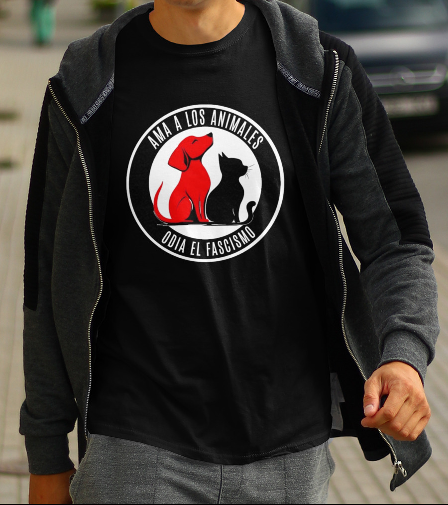 Ama A Los Animales Odia El Fascismo Perro Rojo Gato Negro Círculo Blanco Negro T-Shirt