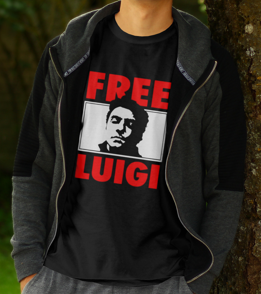 Free Luigi Mangione Shot Face Red T-Shirt