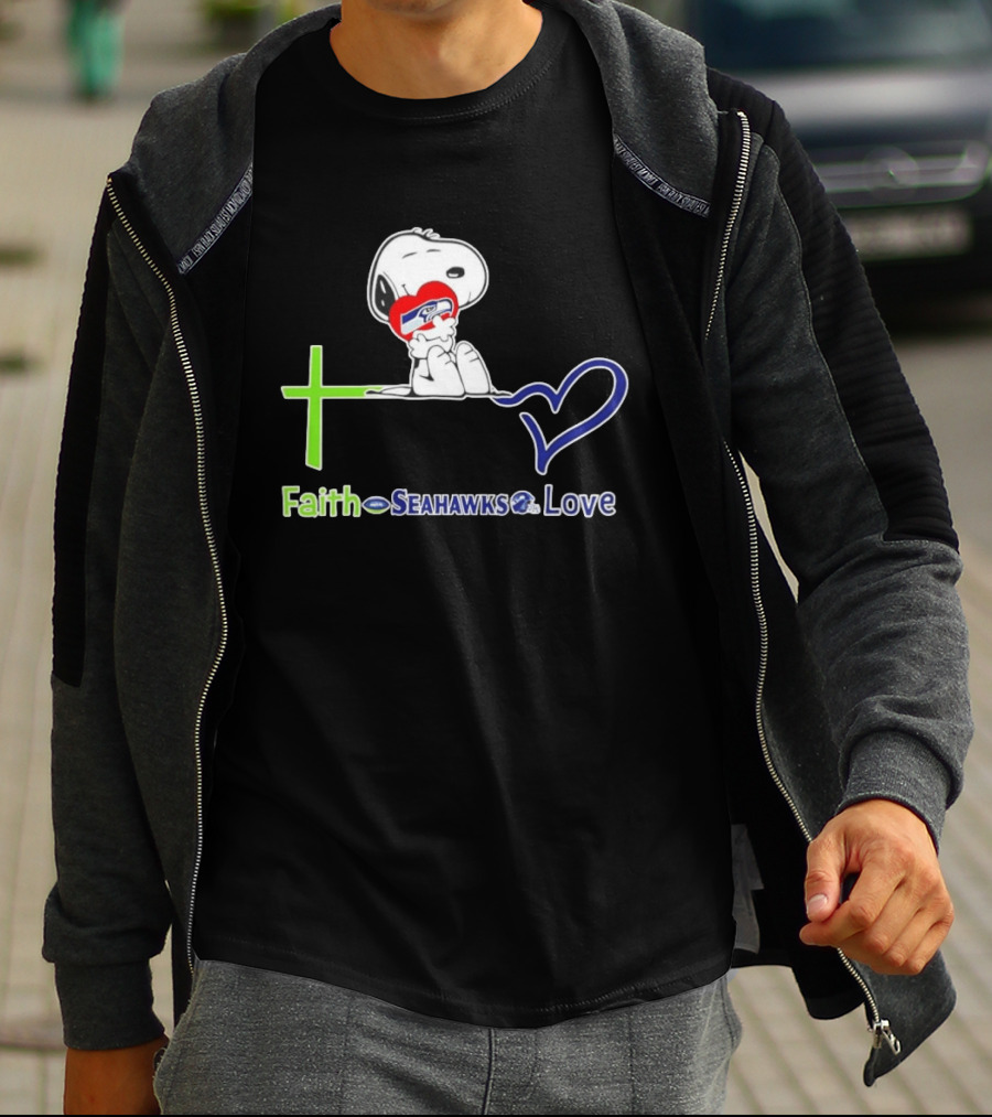 Faith Seahawks Love Snoopy Hugs Heart T-Shirt