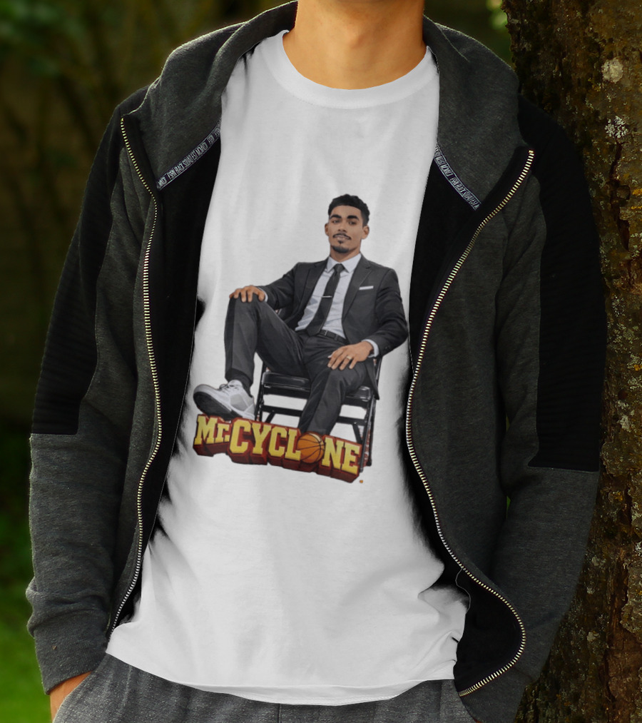 Mr Cyclone Tamin Lipsey In Suit On Chair Iowa State Cyclones T-Shirt