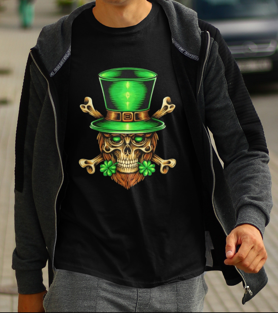 Leprechaun Irish Skull Clover Crossbones Green Top Hat St Patrick's Day T-Shirt