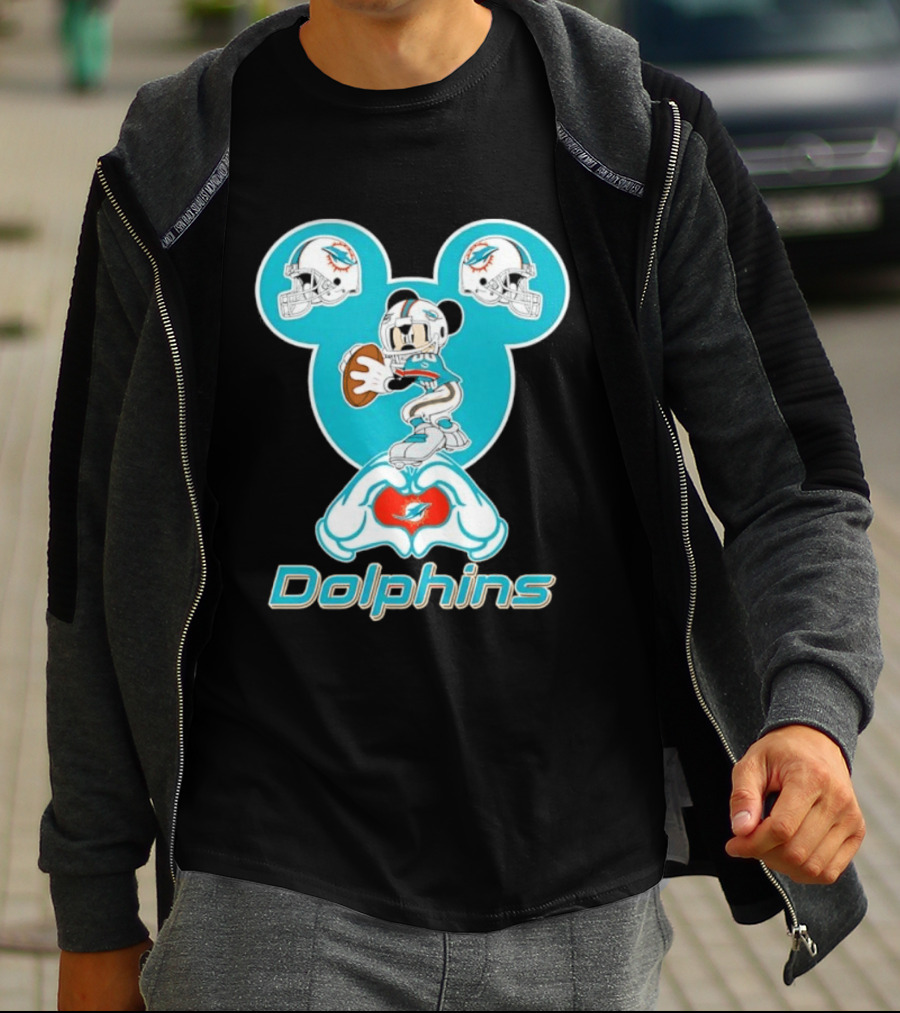 Miami Dolphins Mickey Mouse Heart Hands Football Helmets T-Shirt