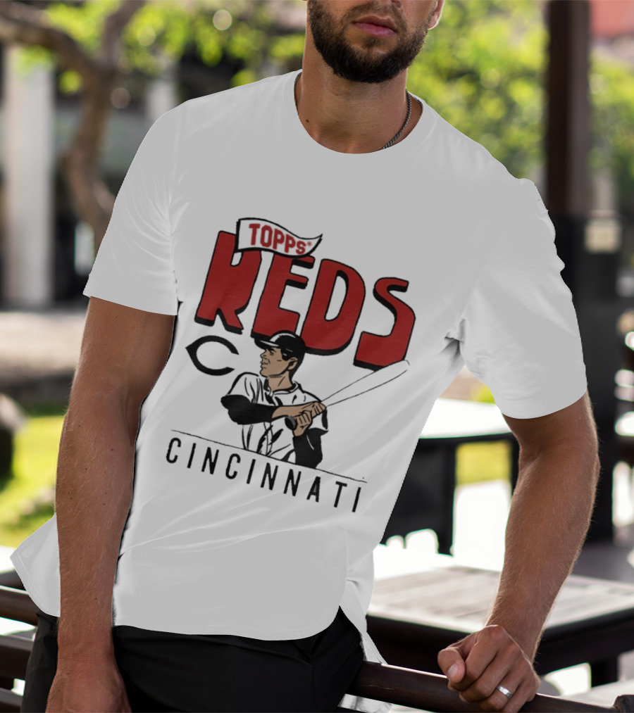 MLB Topps Cincinnati Reds Cartoon Player T-Shirt