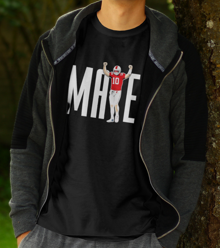 MAYE 10 New England Football Legend In The Making T-Shirt