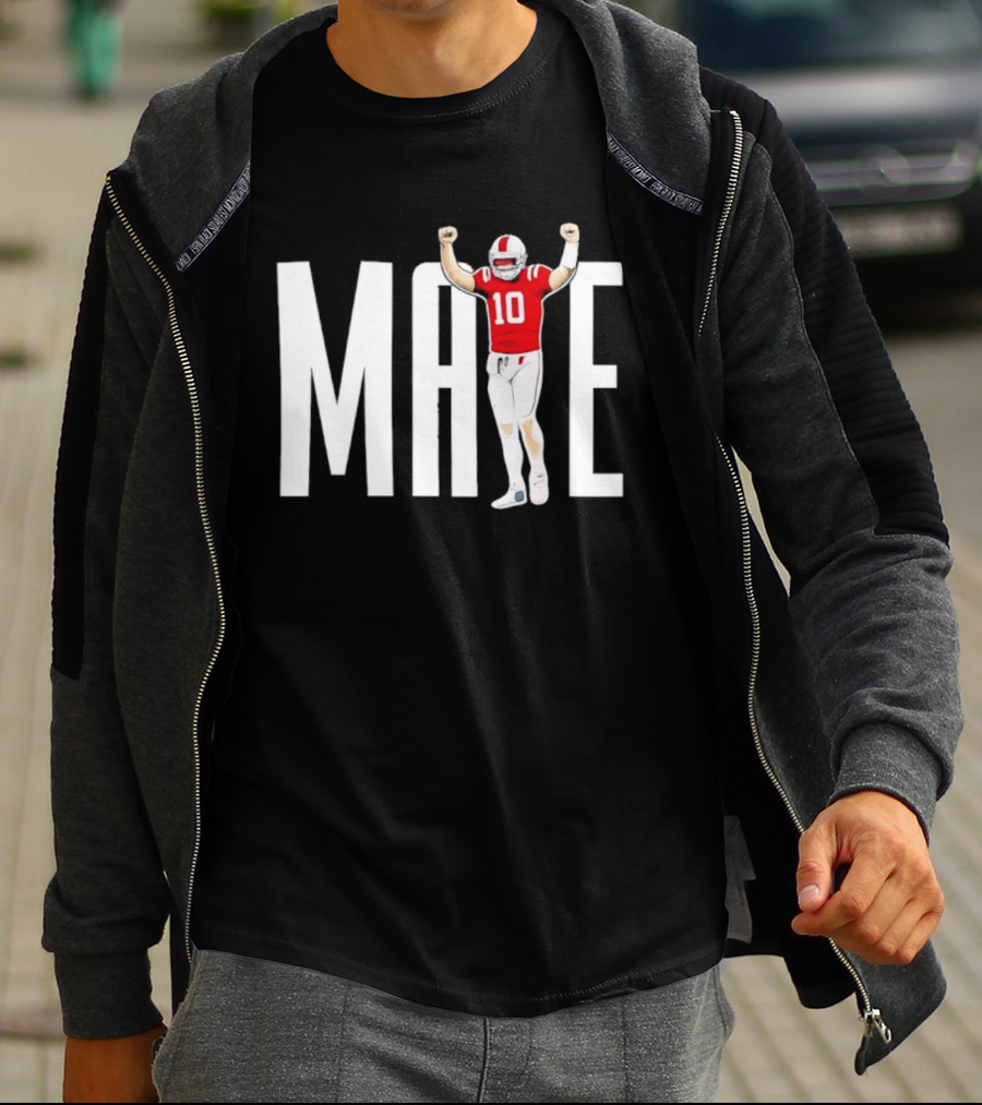 MAYE 10 New England Football Legend In The Making T-Shirt