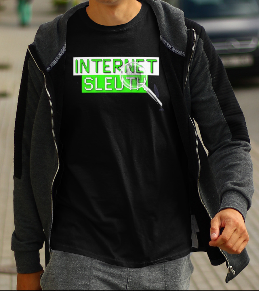 Internet Sleuth Magnifying Glass Green T-Shirt