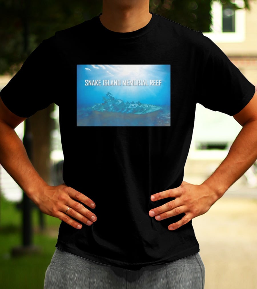 Snake Island Memorial Reef Submerged Ship Ocean Scene T-Shirt