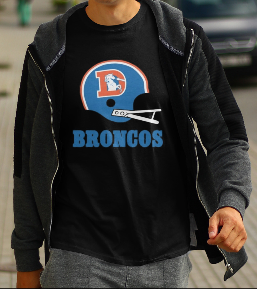 Denver Broncos Retro Football Helmet Graphic Broncos T-Shirt