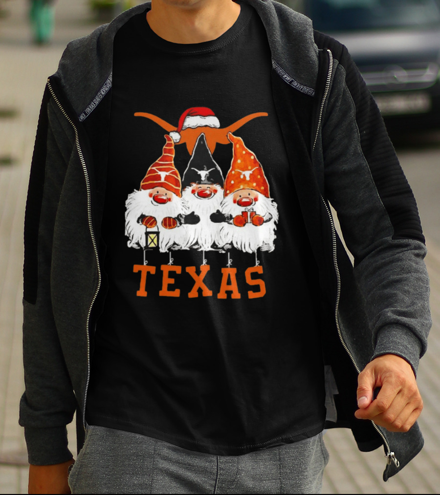 Texas Longhorns Christmas Gnomes Festive Decor T-Shirt
