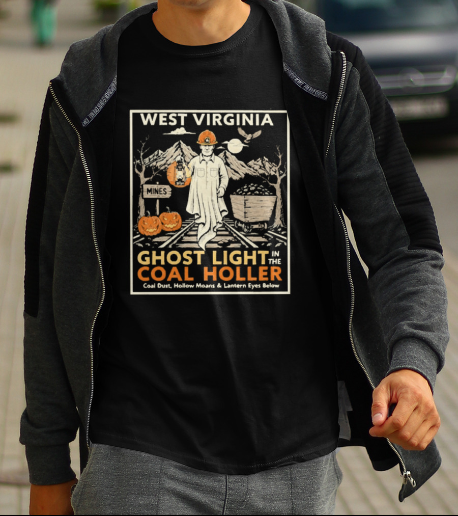 West Virginia Ghost Light In The Coal Holler Halloween Lantern Pumpkins Mountains T-Shirt