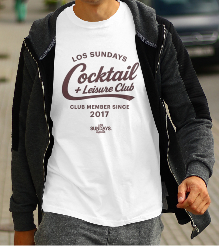 Los Sundays Cocktail Leisure Club Member Since 2017 T-Shirt