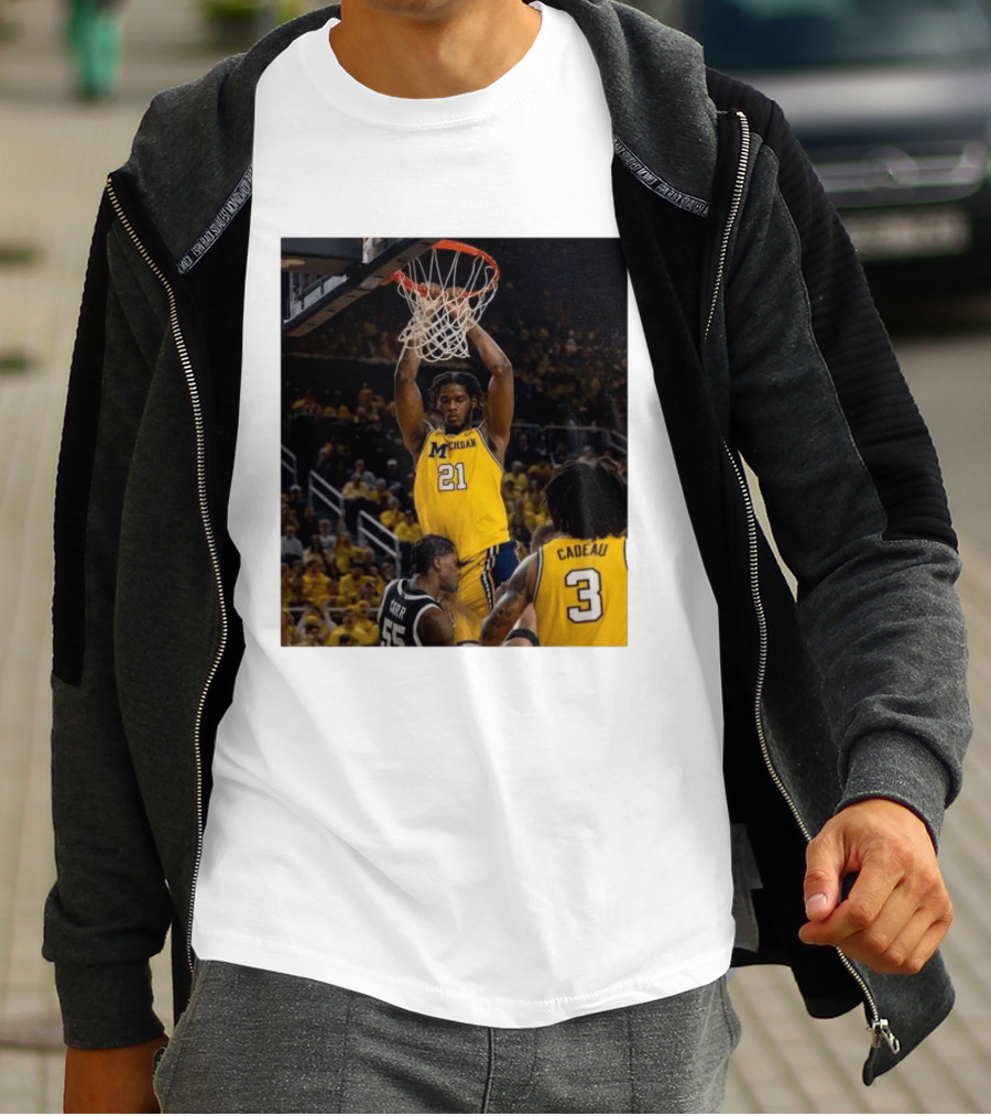 Morez Johnson Jr. Dunk Michigan Vs Carr Cadeau Basketball Moment T-Shirt
