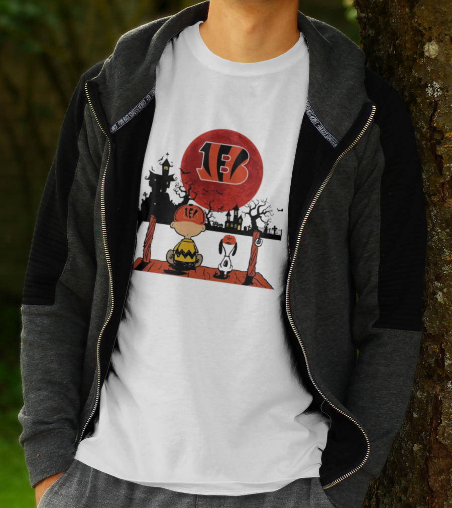 Charlie Brown Snoopy Cincinnati Bengals Halloween 2024 T-Shirt