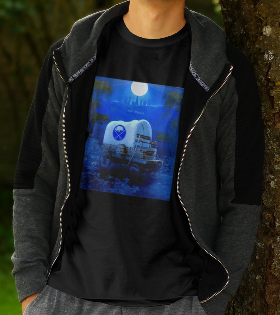 Buffalo Sabres Covered Wagon Hollywood Full Moon Scene T-Shirt