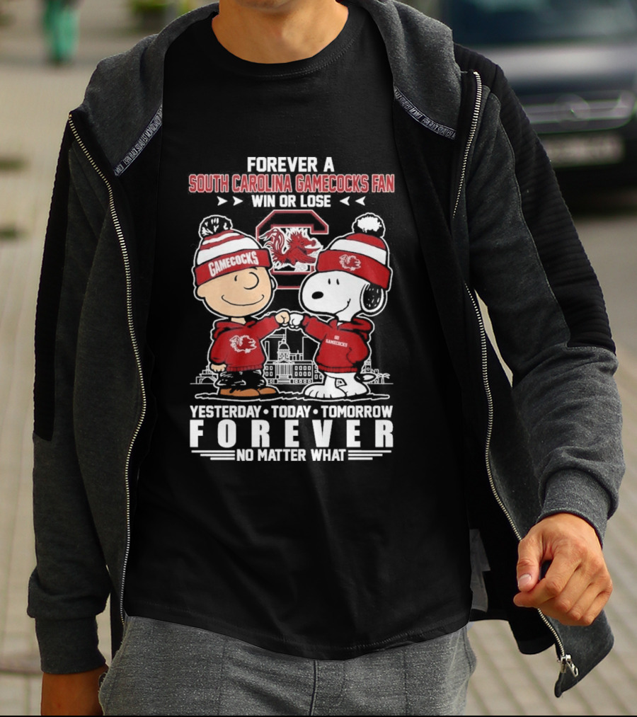 Snoopy Forever A South Carolina Gamecocks Fan Yesterday Today Tomorrow T-Shirt