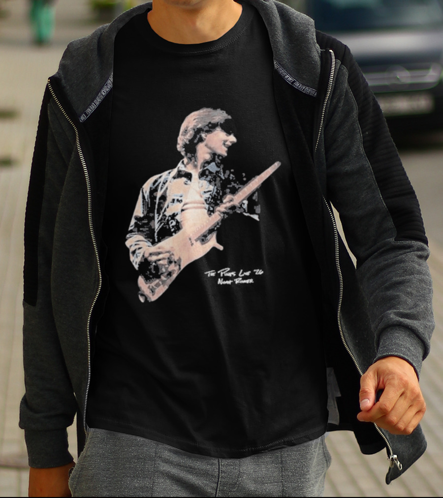 Noah Rinker Spring 2026 Tour Vintage Guitarist T-Shirt