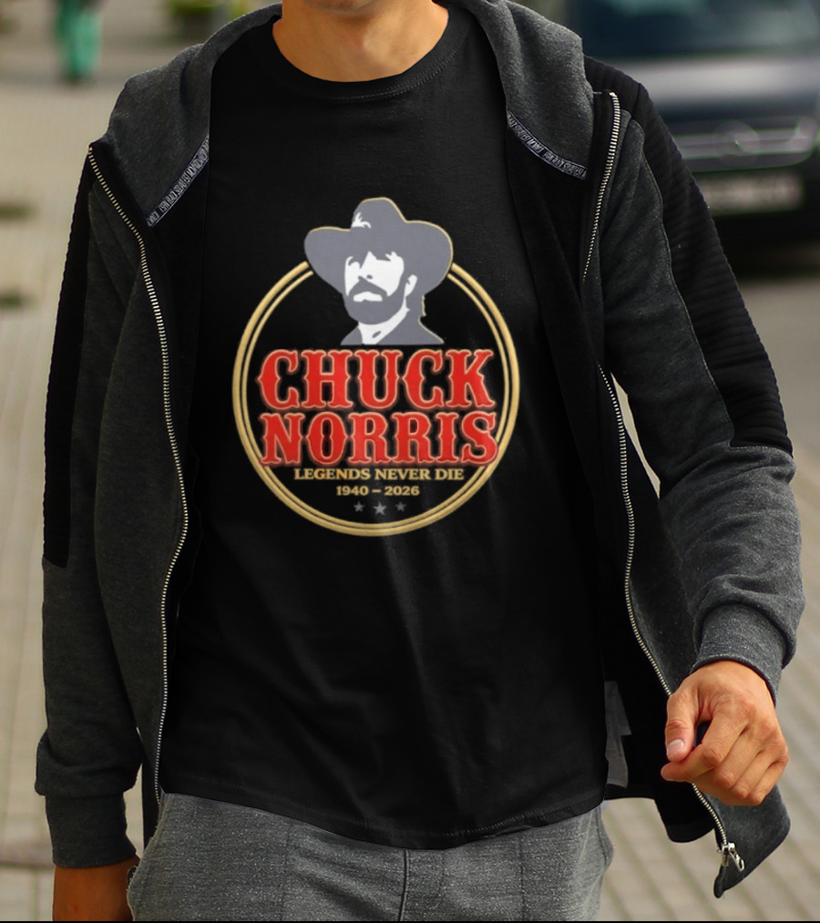 Chuck Norris Legends Never Die 1940 2026 T-Shirt
