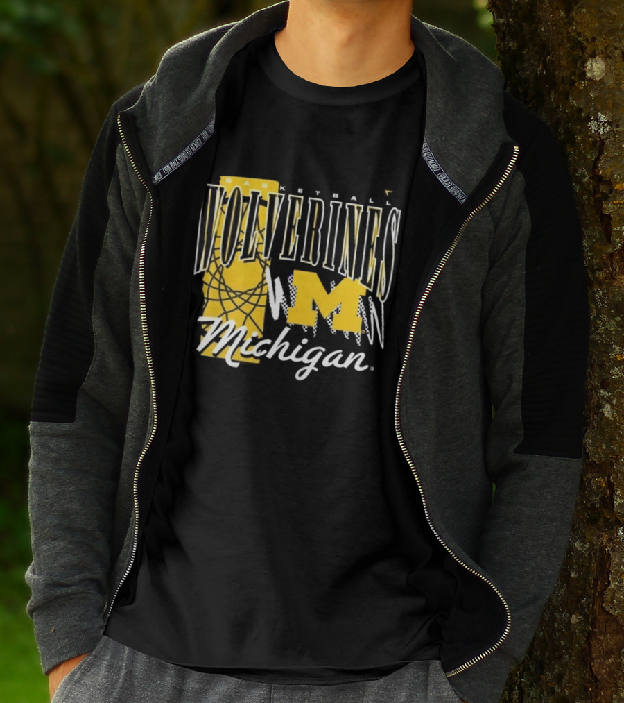 Michigan Wolverines Basketball M Logo March Madness Fan Gear T-Shirt