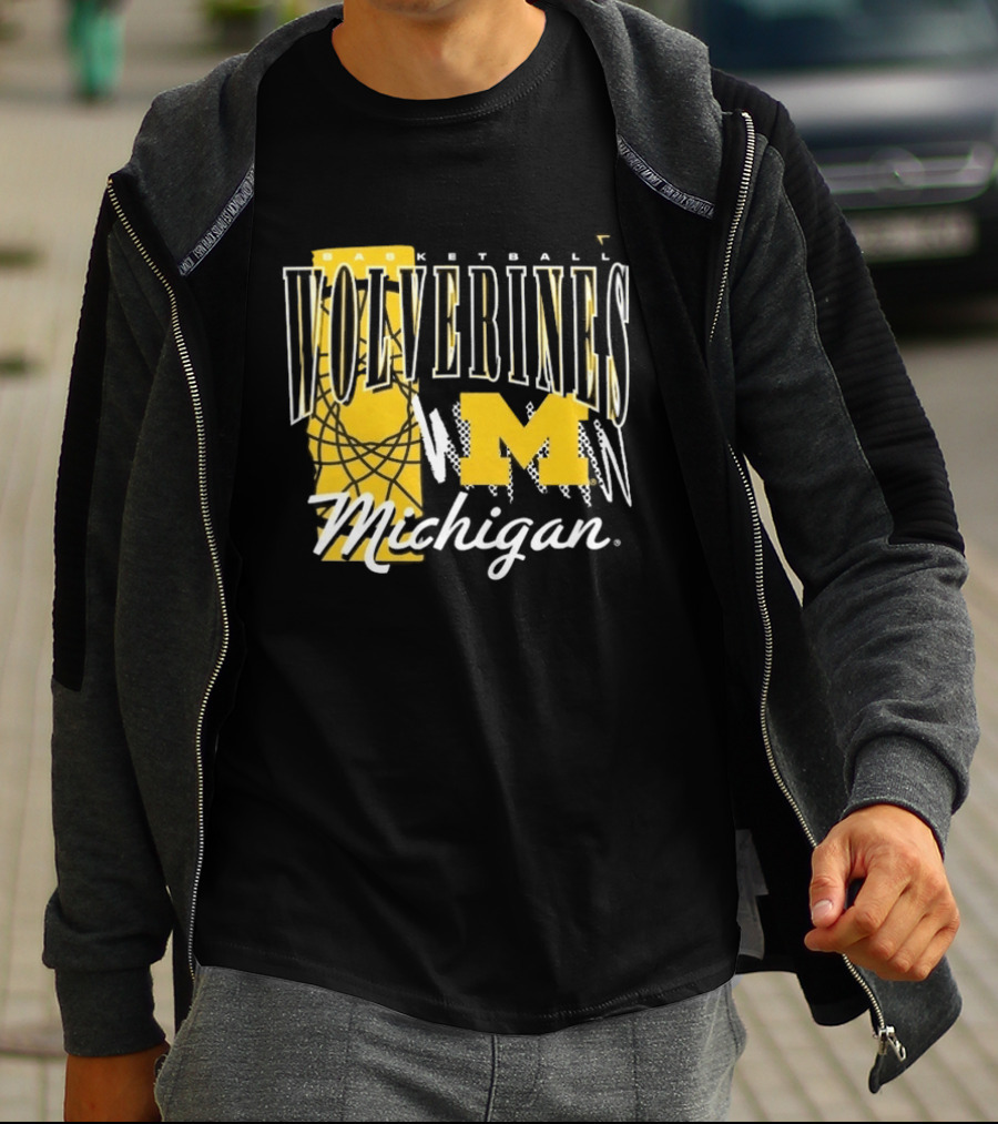 Michigan Wolverines Basketball M Logo March Madness Fan Gear T-Shirt