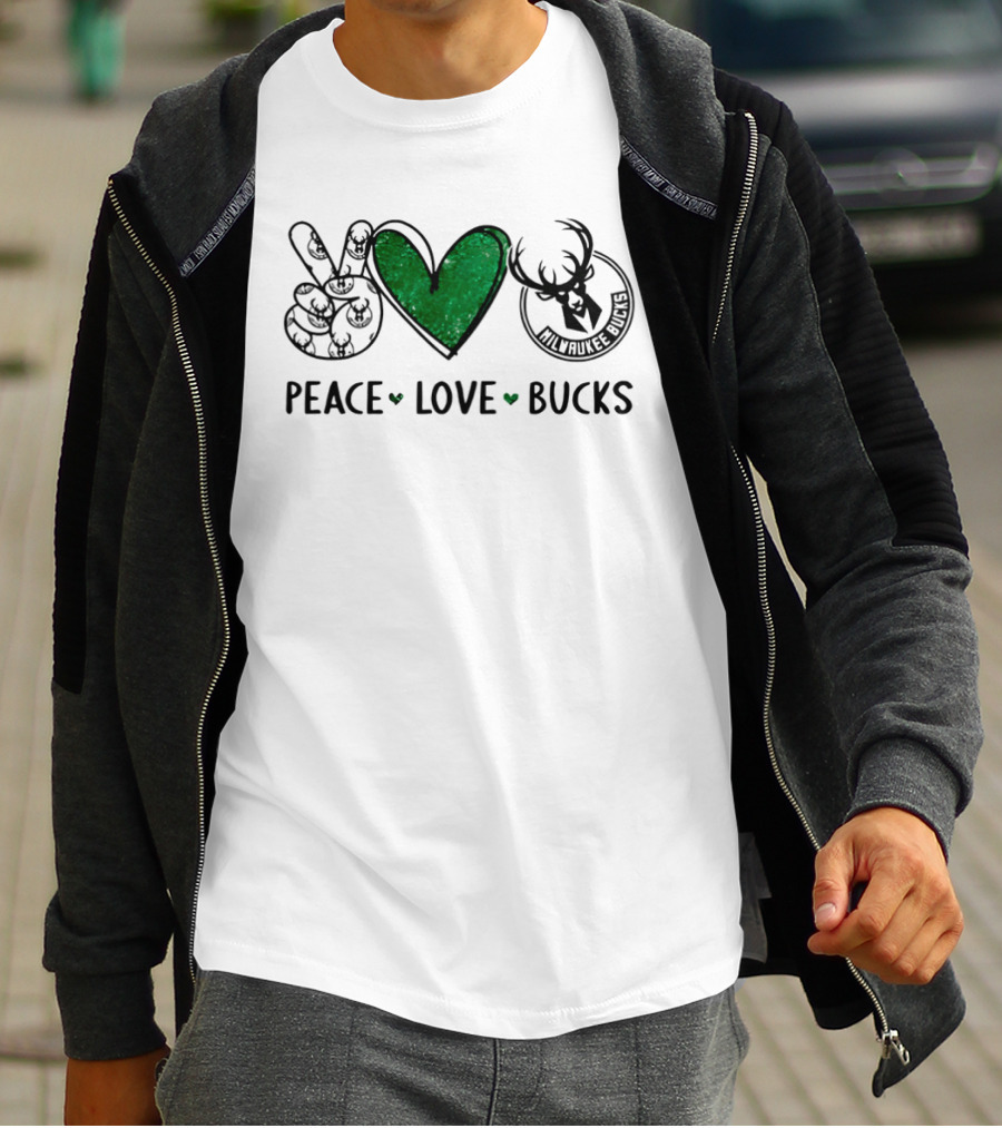 Peace Love Milwaukee Bucks NBA Basketball Team Fan T-Shirt
