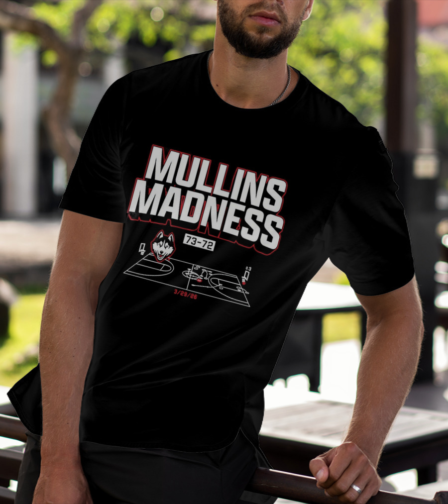 Mullins Madness UConn Huskies 73 72 Basketball Diagram T-Shirt