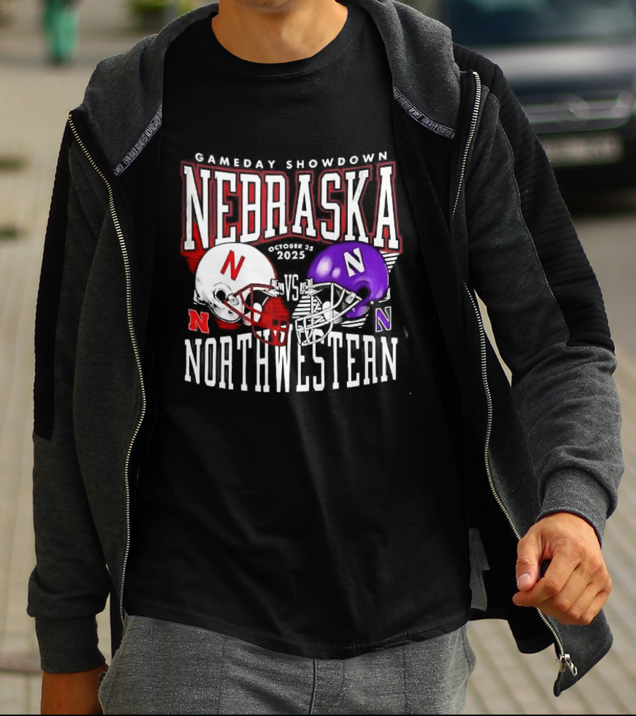 Nebraska Cornhuskers Northwestern Wildcats Gameday Showdown 2025 Helmet Matchup T-Shirt