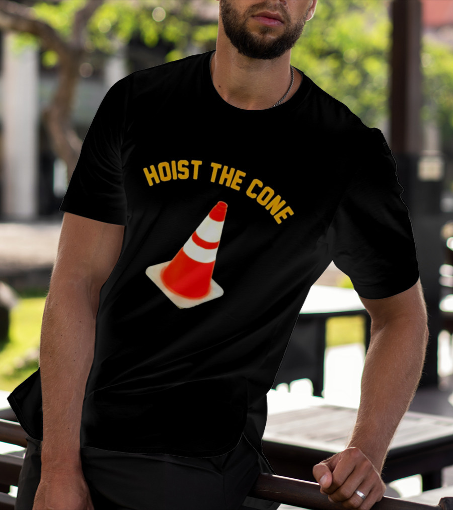 Pittsburgh Pirates Hoist The Cone Baseball Lifestyle Traffic Cone T-Shirt