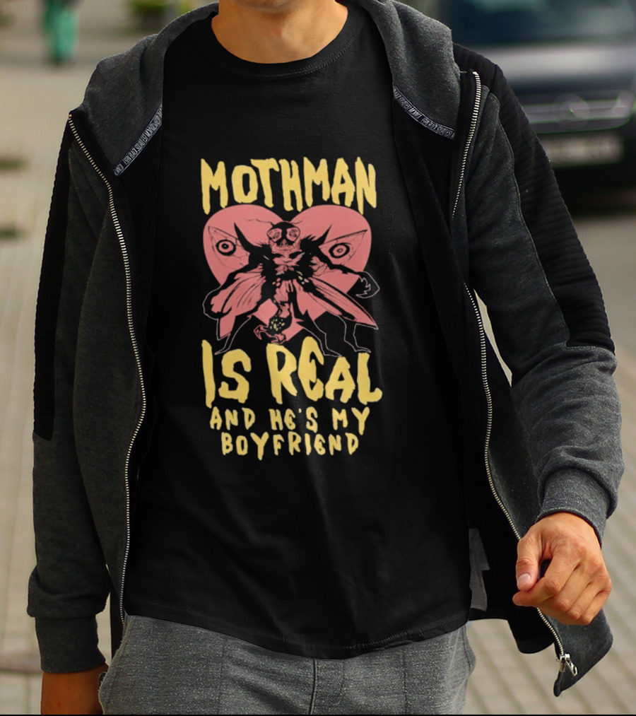 Mothman Is Real And He's My Boyfriend Retro Style Butterfly T-Shirt