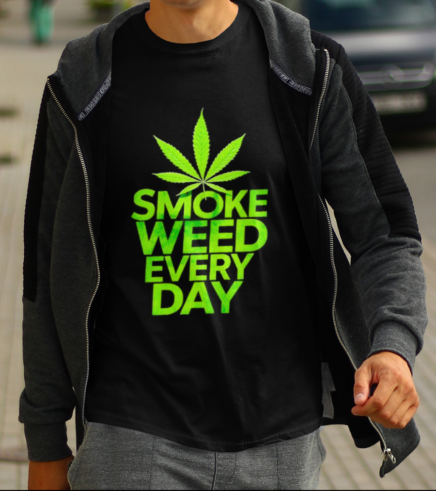 Smoke Weed Every Day Cannabis For Sale Ships Free Leaf T-Shirt