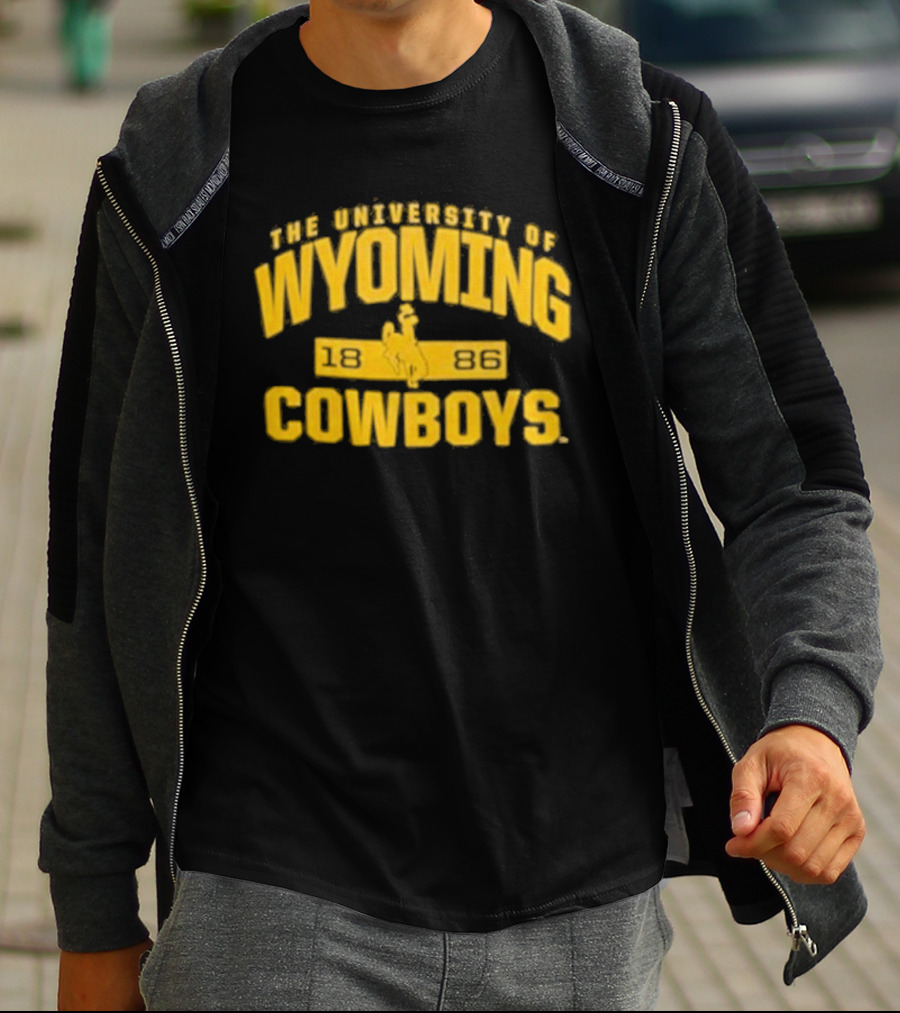 University Of Wyoming Cowboys 1886 Vintage Yellow Bronco Rider T-Shirt
