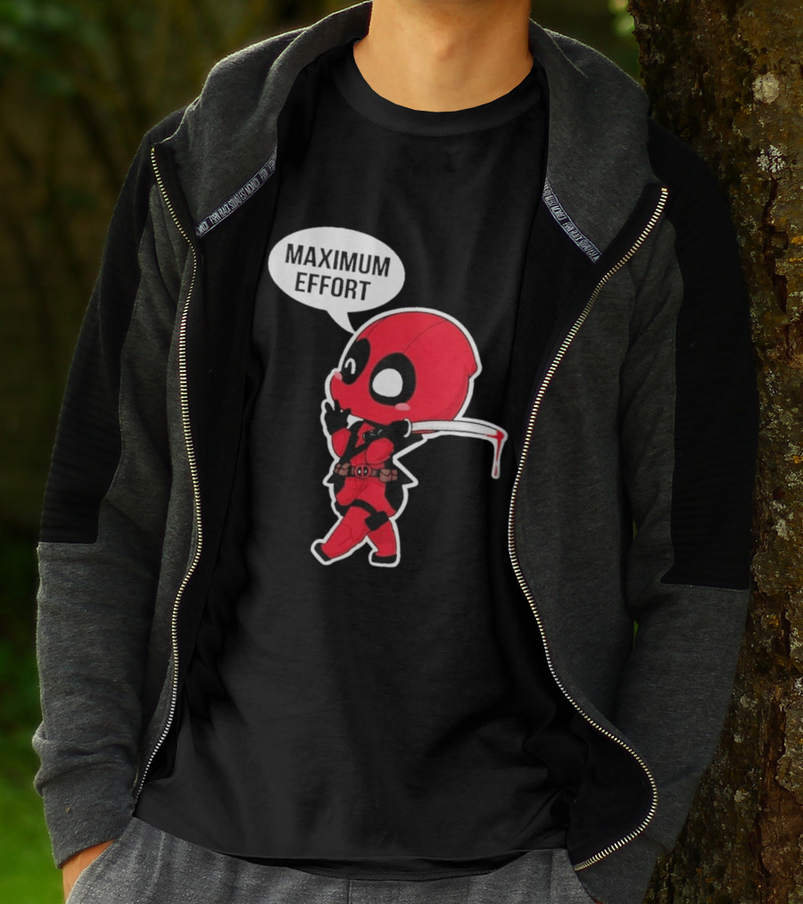 Deadpool Chibi Costume Maximum Effort Speech Bubble T-Shirt